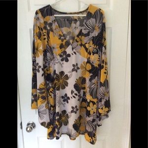 3/$30 Deal. Fun Vintage Tunique!